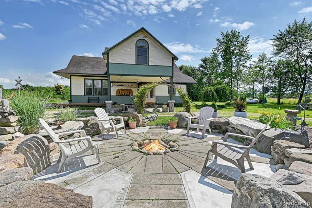 1910 Depot Swartz Creek, MI Old House Dreams