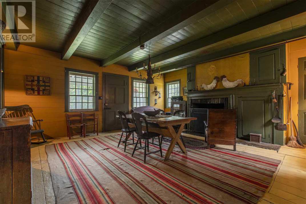 c. 1820 Loyalist, Ontario Old House Dreams