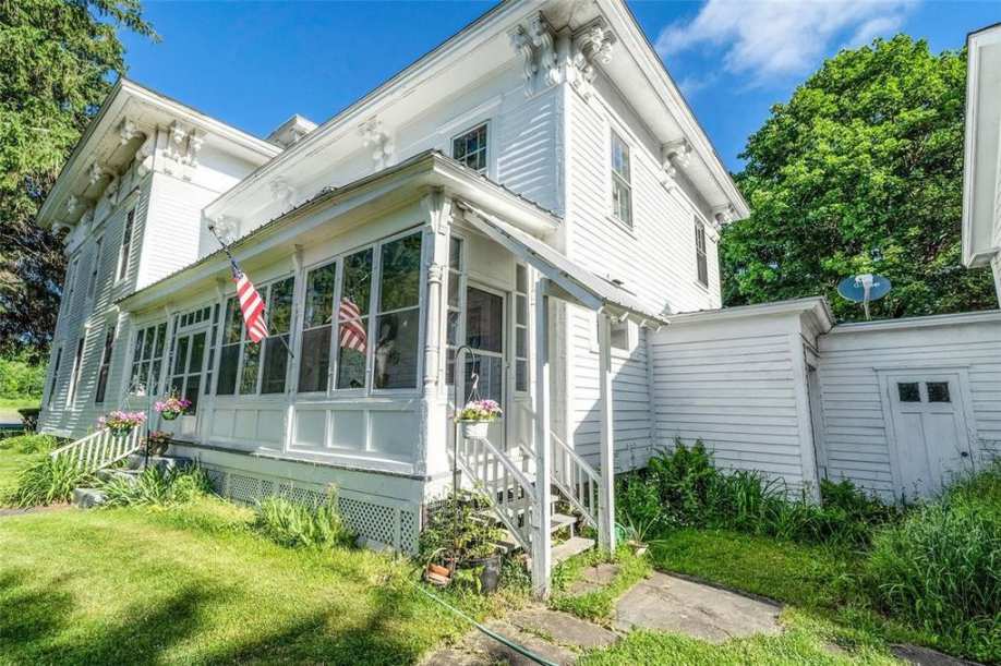 c. 1840 Italianate Smithville Flats, NY Old House Dreams