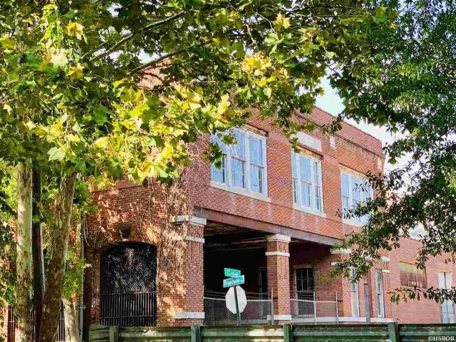 c. 1900 Warehouse - Hot Springs, AR - Old House Dreams