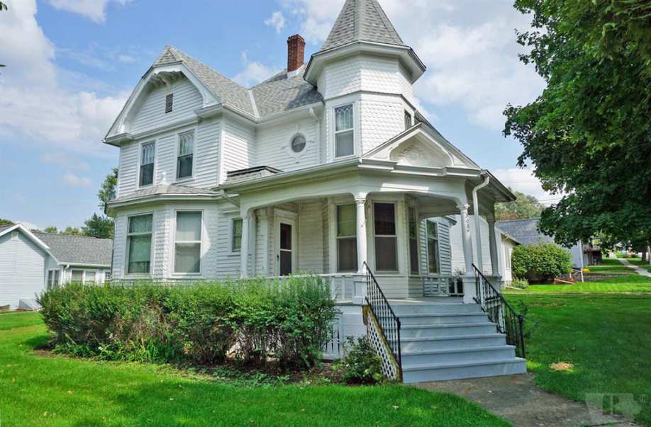 Queen Anne Avoca, IA Old House Dreams
