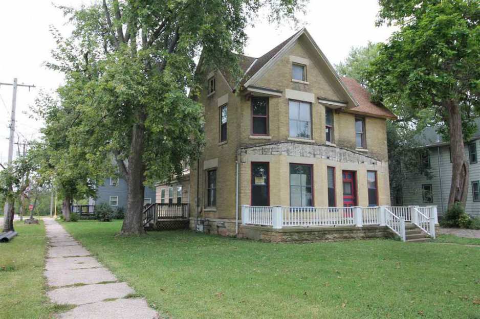 1895 Janesville, WI Old House Dreams