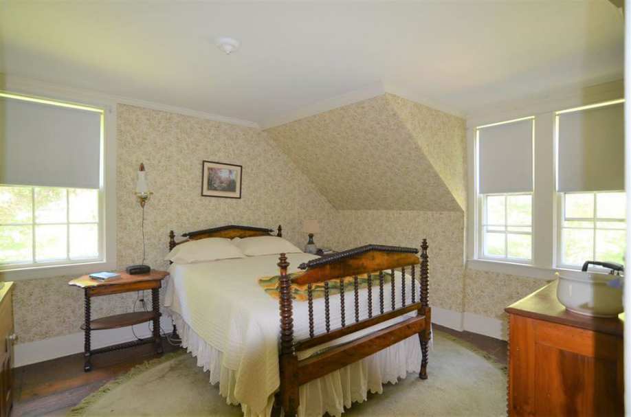 c. 1830 - Newport, NH - Old House Dreams