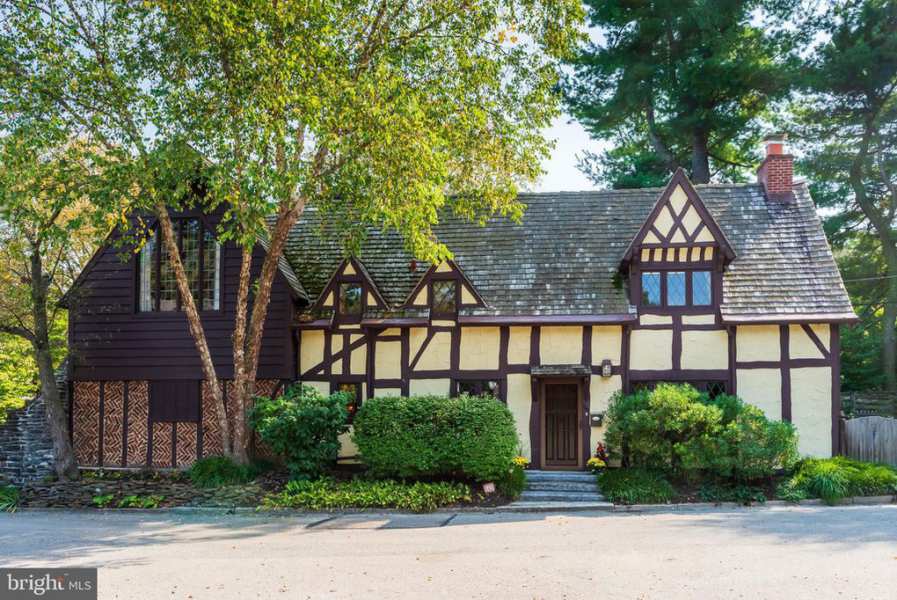 Private: 1920 Tudor Revival in Wynnewood, PA