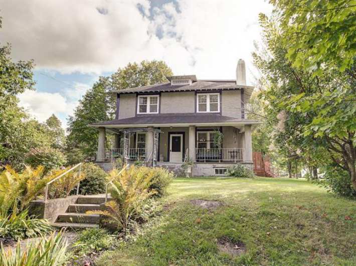 1874 Stanstead, Quebec Old House Dreams