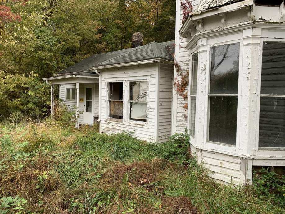 1867 Kinmundy, IL Old House Dreams