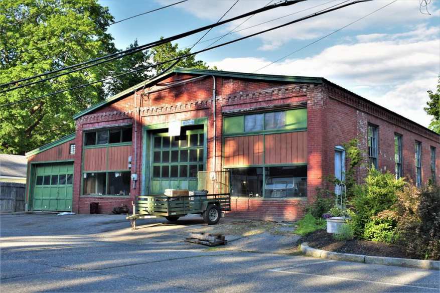 1911 Garage in Wiscasset, ME Old House Dreams