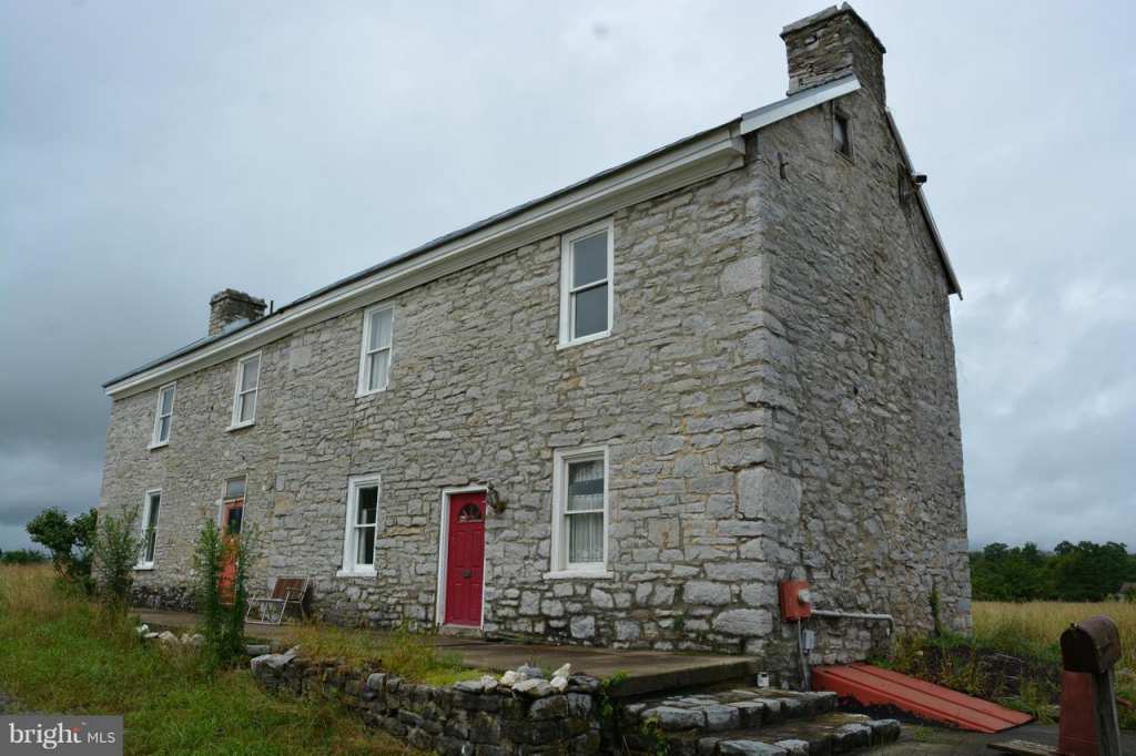 Bunker Hill, WV Old House Dreams