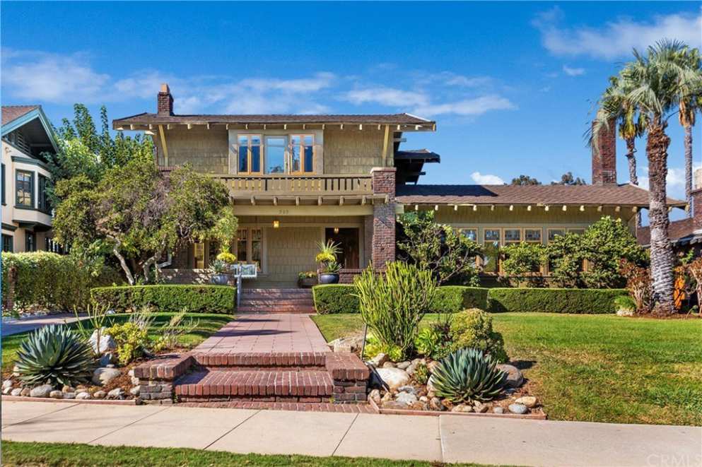Private: 1907 Craftsman in Pasadena, CA