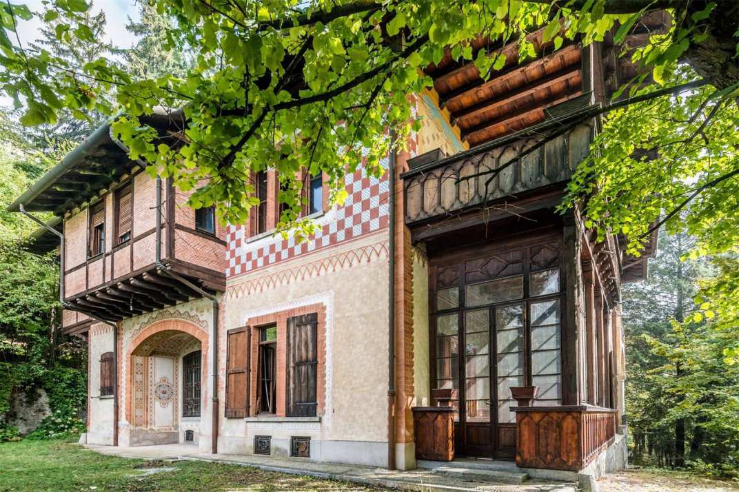 19 Villa In Brunate Italy With View Of Lake Como Old House Dreams