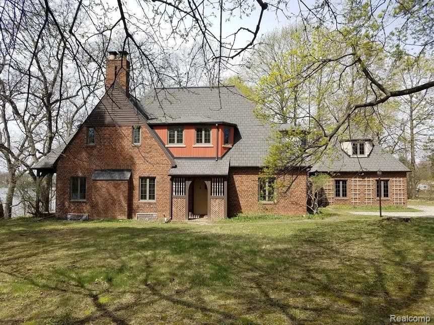 1929 Tudor Revival in Waterford, MI Old House Dreams