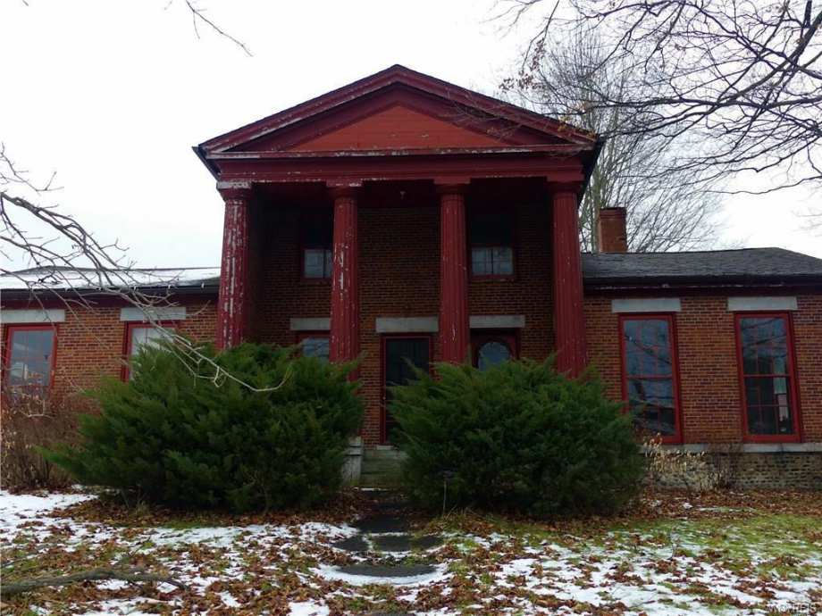 1843 Greek Revival in Pavilion, NY