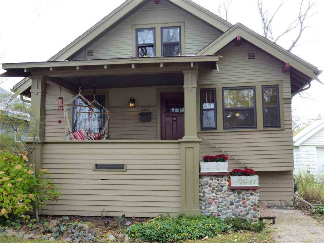 Private: 1915 Craftsman in Fond Du Lac, WI