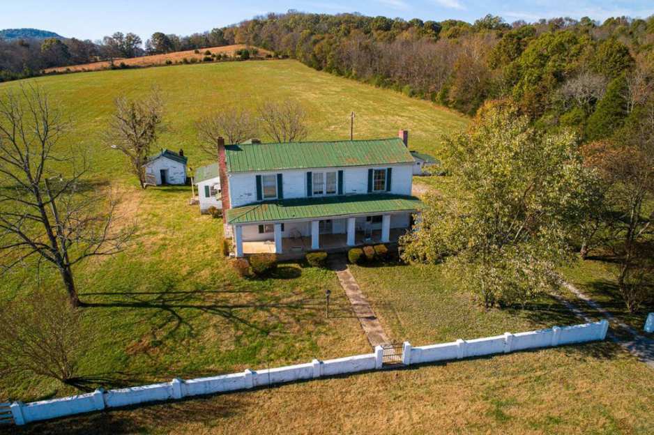 Brush Creek, TN Old House Dreams