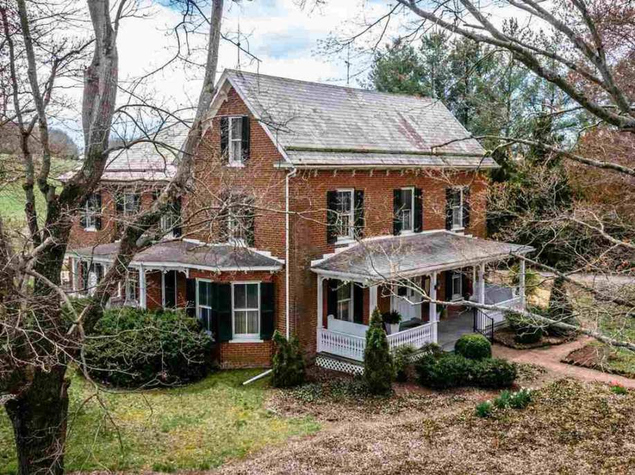 Weyers Cave, VA Old House Dreams