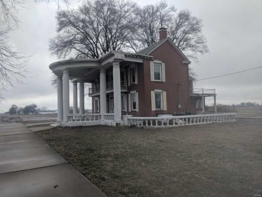 c. 1890 Granite City, IL Old House Dreams