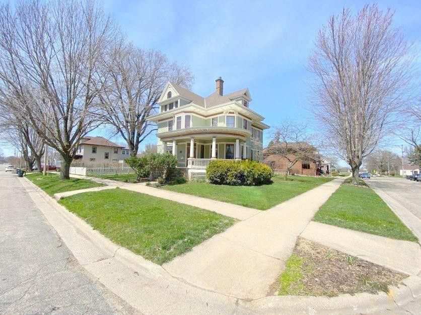 1885 Monroe Wi Old House Dreams