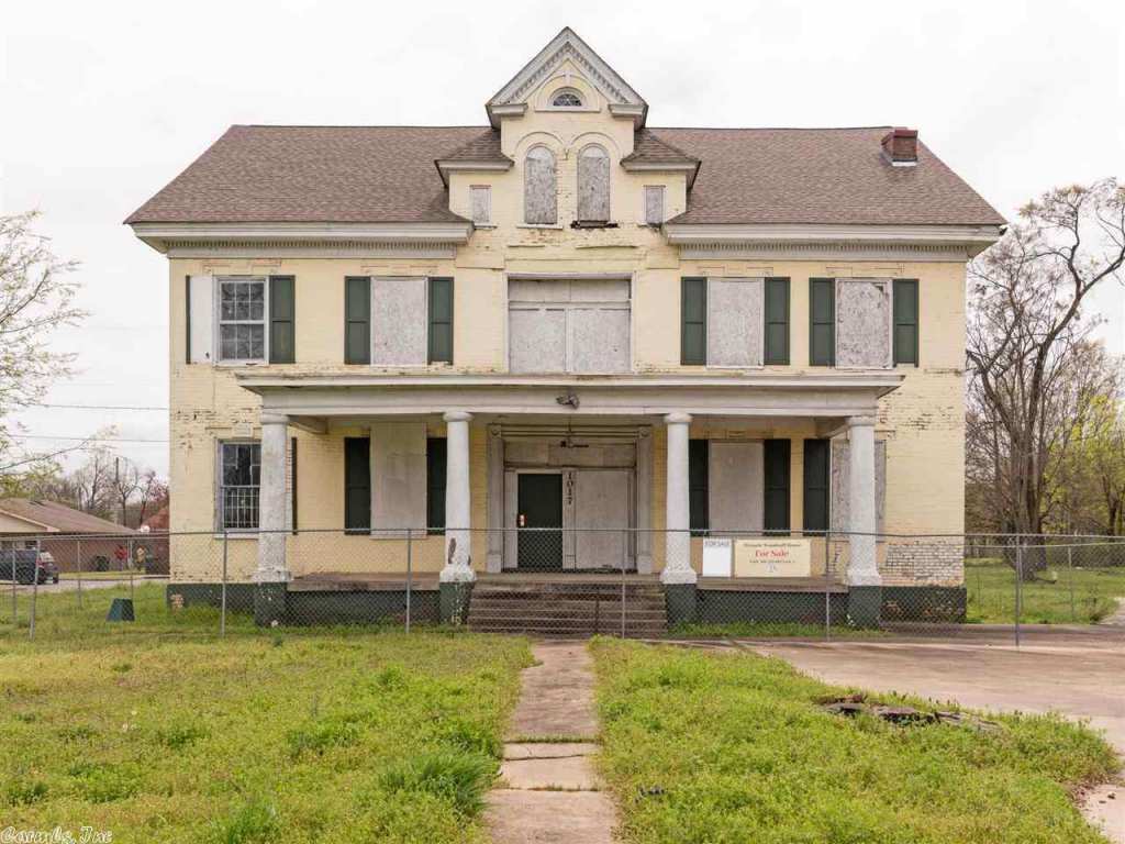 Old House Dreams Page 327 Specially selected historic & old homes