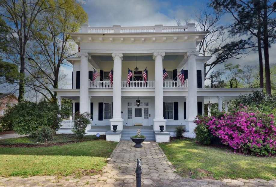 1905 Classical Revival in Dawson, GA Old House Dreams