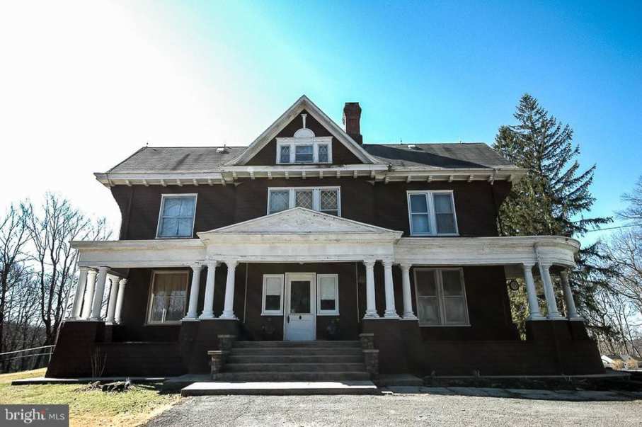 1895 Colonial Revival in Terra Alta, WV Old House Dreams