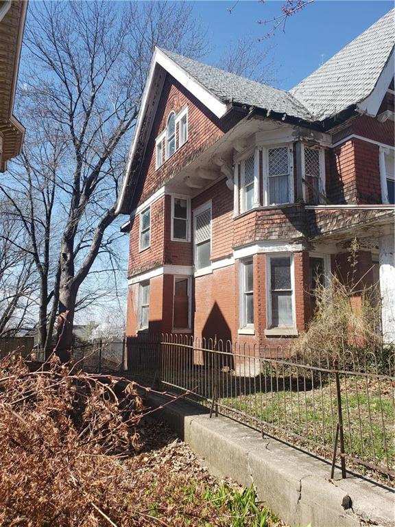 1906 Saint Joseph, MO Old House Dreams