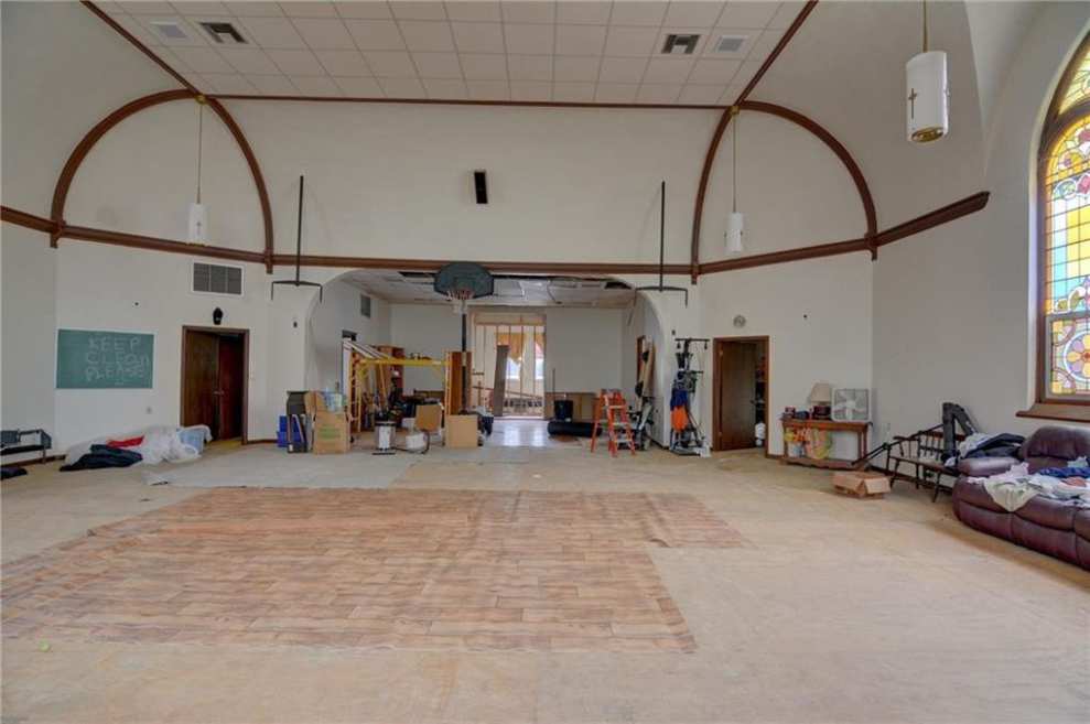 c. 1900 Church in Moweaqua, IL Old House Dreams