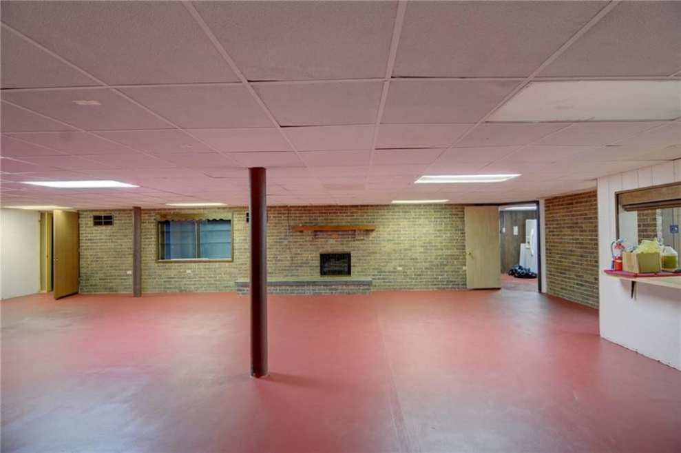 c. 1900 Church in Moweaqua, IL Old House Dreams