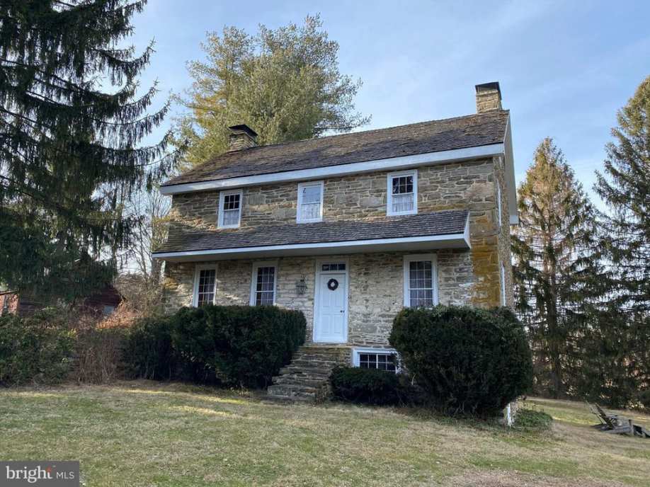 1766 New Park, PA Old House Dreams