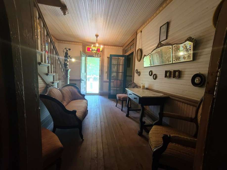 1910 Queen Anne in Girard, GA Old House Dreams