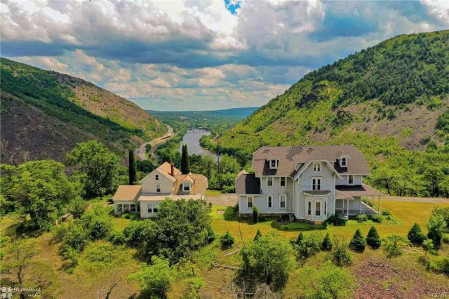 c. 1880 Italianate in Palmerton, PA Old House Dreams
