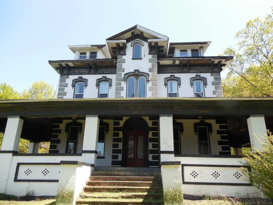 1866 Italianate in Leechburg, PA Old House Dreams