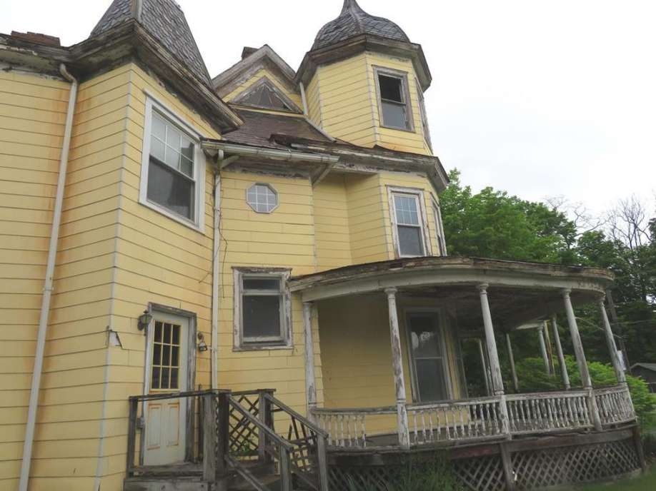 c. 1900 Queen Anne in Canton, PA Old House Dreams
