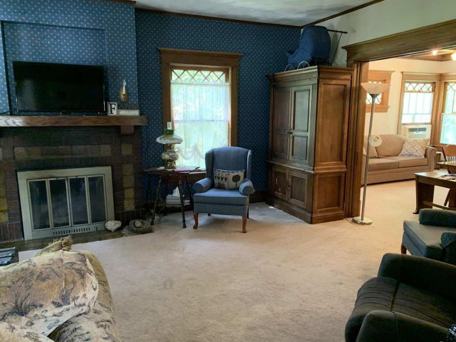 c. 1912 Craftsman in Sweet Springs, MO Old House Dreams