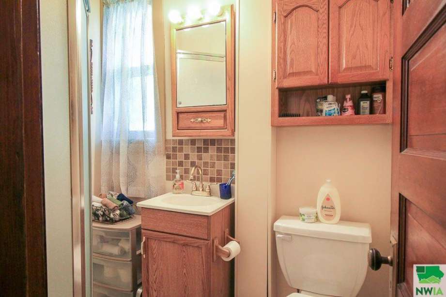 1891 Queen Anne in Laurens, IA (Palliser) Old House Dreams