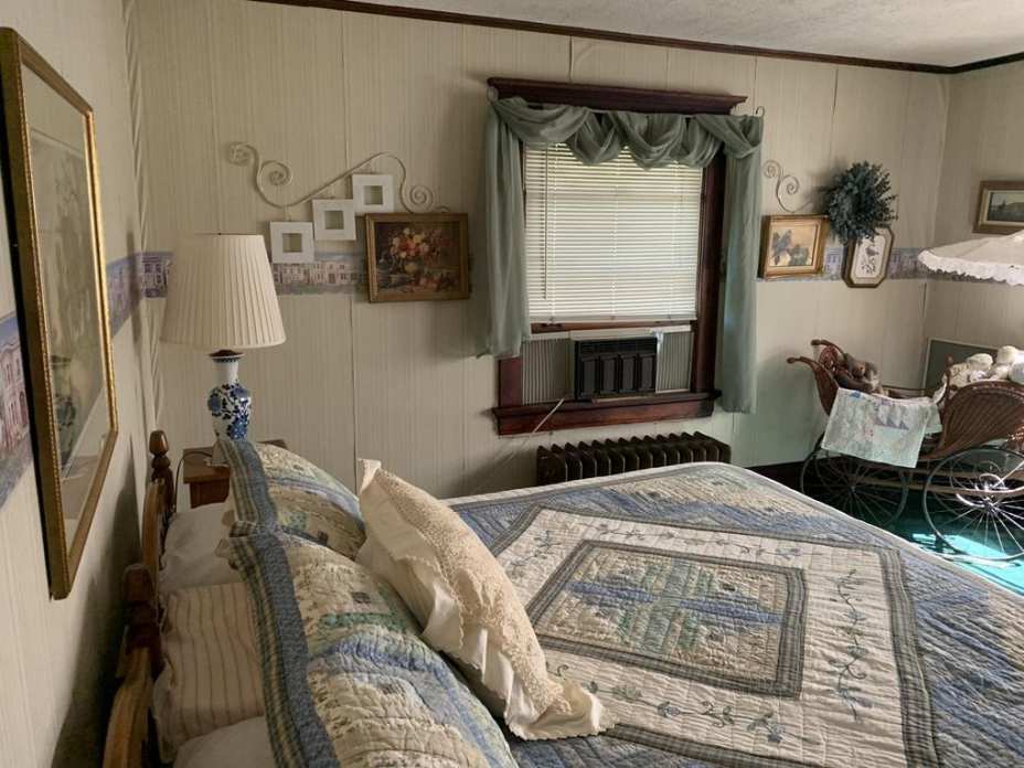 c. 1912 Craftsman in Sweet Springs, MO Old House Dreams