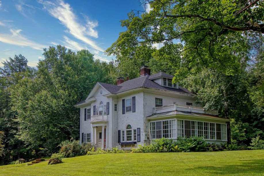 1920 Colonial Revival in Wilmington, VT Old House Dreams