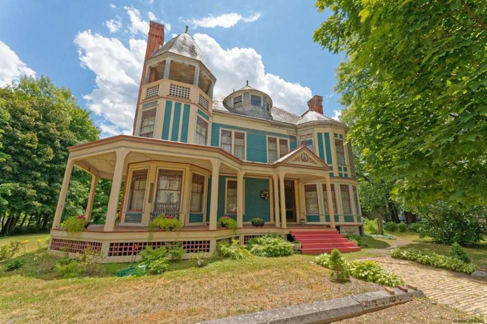 1883 Queen Anne in Fort Plain, NY