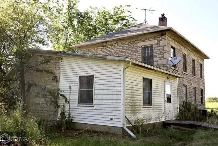 1857 West Point, IA Old House Dreams