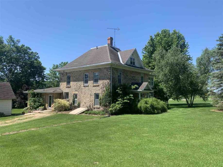 c. 1900 Mazomanie, WI Old House Dreams