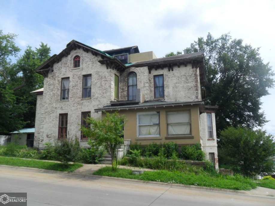 1870 Italianate in Keokuk, IA Old House Dreams