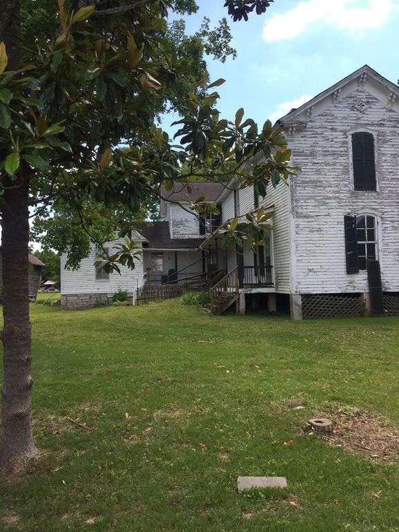 1881 Belfast, TN 324,900 Old House Dreams