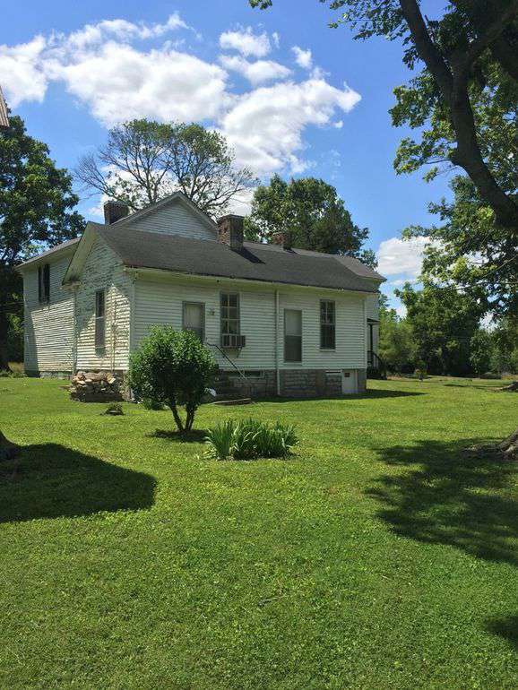 1881 Belfast, TN 324,900 Old House Dreams