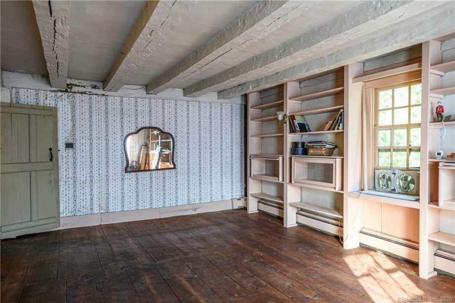 c. 1694/1716 Darien, CT Old House Dreams