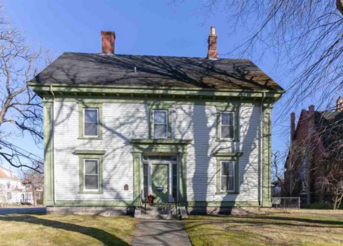 c. 1867 Yarmouth, Nova Scotia Old House Dreams