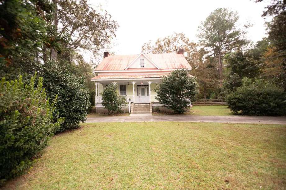 c. 1915 Folk Victorian in Cottageville, SC Old House Dreams