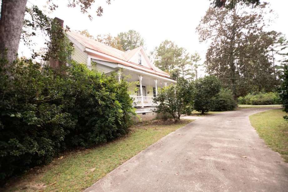 c. 1915 Folk Victorian in Cottageville, SC Old House Dreams