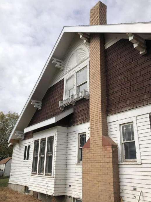 1920 Craftsman in Sykeston, ND Old House Dreams