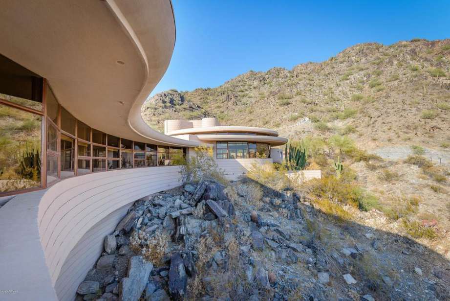 1967 - Phoenix, AZ (Frank Lloyd Wright) - Old House Dreams