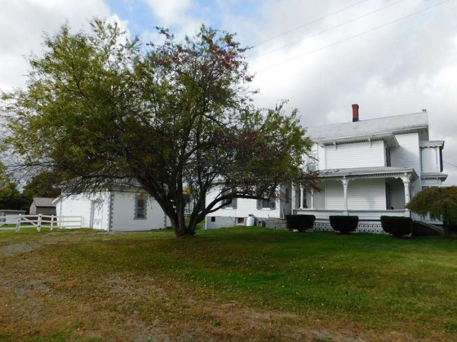 c. 1875 Gothic Revival/Italianate in Le Raysville, PA Old House Dreams