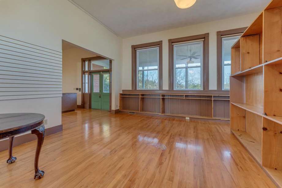 c. 1912 School in Troutville, VA Old House Dreams